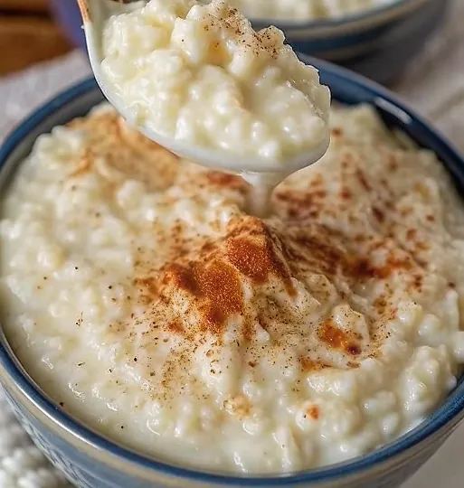 OLD-FASHIONED RICE PUDDING